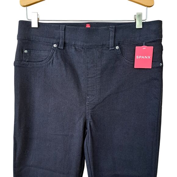 New SPANX Step Hem Kick Flare Jeans Size Medium Clean Black - Picture 7 of 10